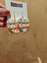 Load image into Gallery viewer, Ear Bling - Summer Stunner