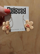 Load image into Gallery viewer, Ear Bling - Summer Stunner