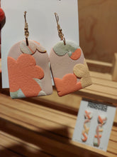 Load image into Gallery viewer, Ear Bling - Summer Stunner