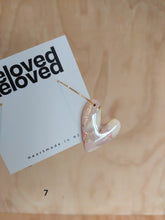 Load image into Gallery viewer, Ear Bling - Sweet hearts