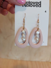 Load image into Gallery viewer, Ear Bling - Ombre Lover