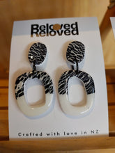 Load image into Gallery viewer, Ear Bling -Sexy Summer