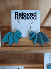 Load image into Gallery viewer, Ear Bling - Honey Bee