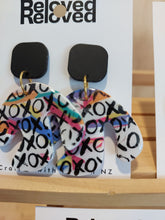 Load image into Gallery viewer, Ear Bling - Gossip Girl XOXO