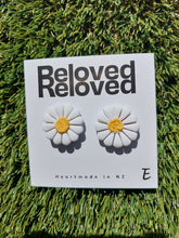 Load image into Gallery viewer, Ear Bling - Daisy Daisy