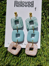 Load image into Gallery viewer, Ear Bling - Calm Palm