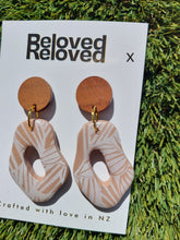 Load image into Gallery viewer, Ear Bling - Calm Palm