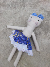 Load image into Gallery viewer, Linen Lovelies