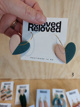 Load image into Gallery viewer, Ear Bling - Perfect Pallet