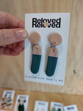 Load image into Gallery viewer, Ear Bling - Perfect Pallet