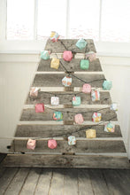 Load image into Gallery viewer, LED Paper Lanterns